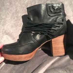 COPY - Miz Mooz leather shoe/boot. Barely worn size 39